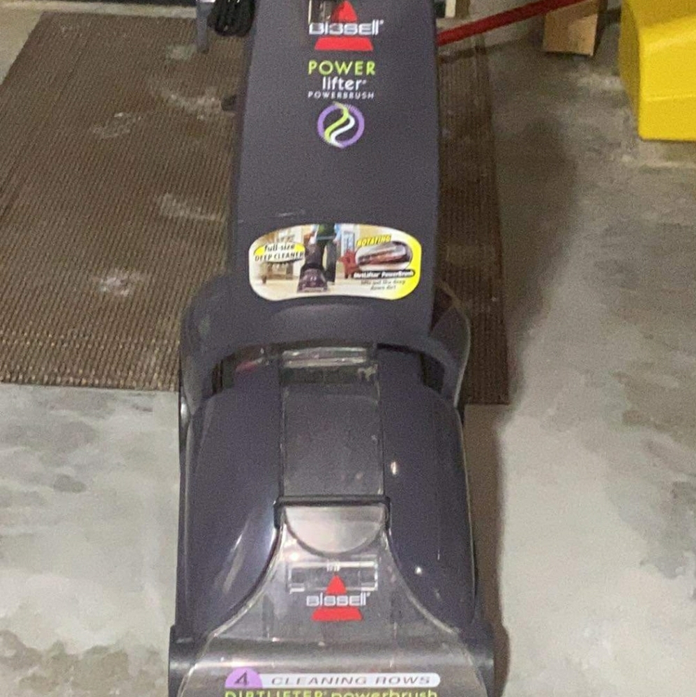 Bissle Power Lifter Carpet Cleaner